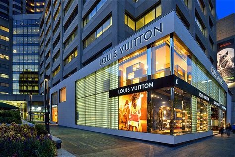 louis vuitton bloor street address|louis vuitton toronto premium outlet.